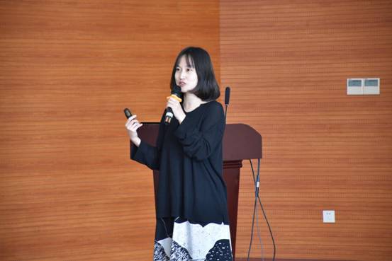 d8e855be1a3eff10d9067fa36103c01